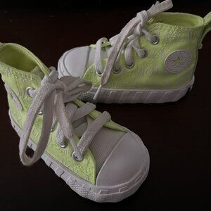 Converse Not A Chuck Toddler Baby Girl Hi Top Size 4 Volt Sneakers Shoes